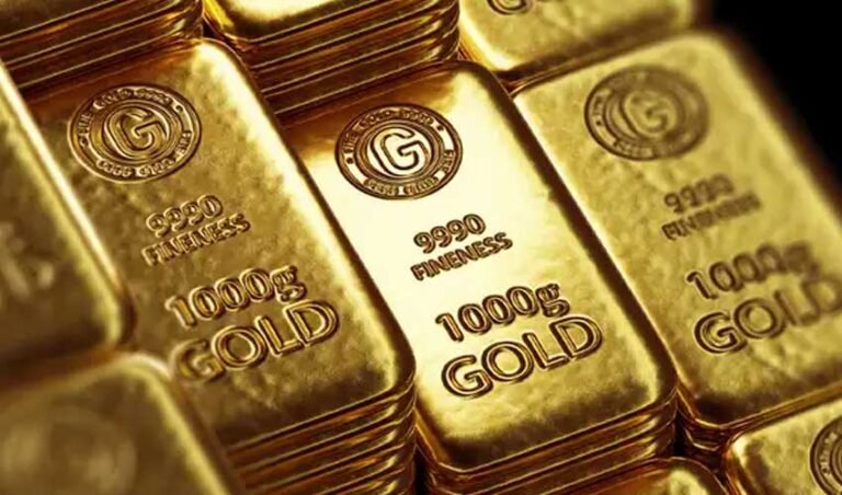 Gold price jumps to Rs532,062 per tola in Pakistan